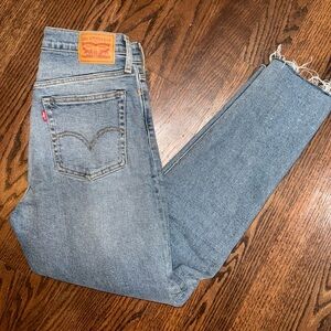 Levi's high rise straight leg jeans - WEDGIE 28